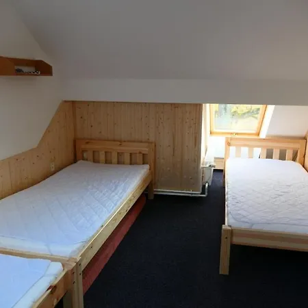 Cykloturisticka Zakladna Lesovna Apartment Techonin